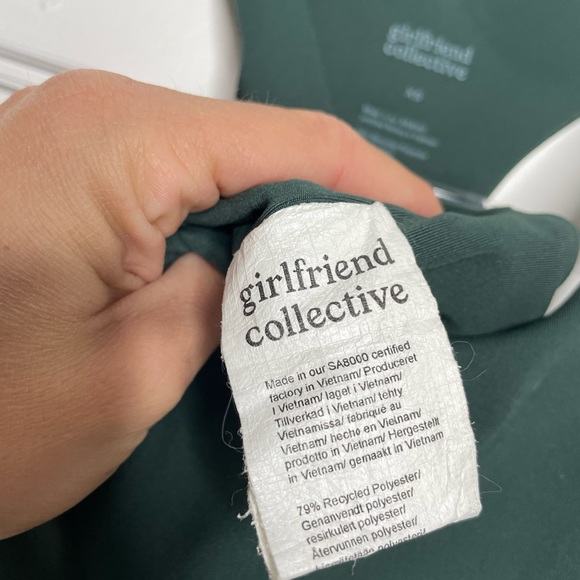 Girlfriend Collective | The Paloma Bra in Moss Green XS - Picture 2 of 5